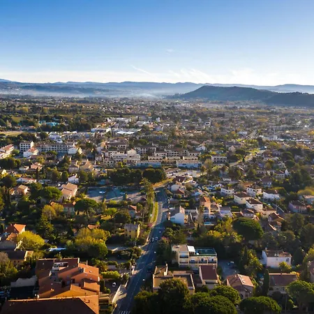 Апартаменты Jardins De La Mer-10 By Interhome Сен-Сир-сюр-Мер